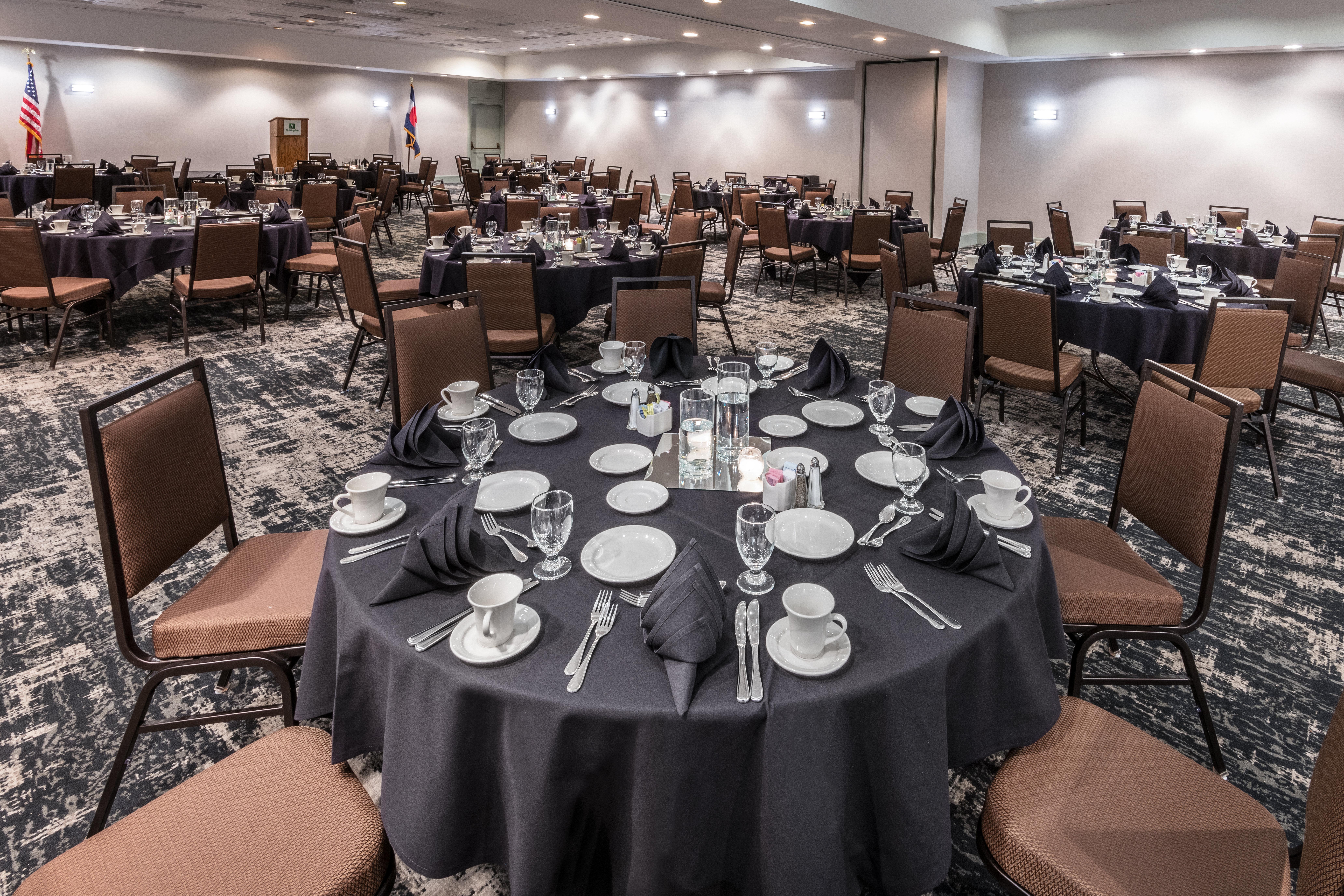Holiday Inn Denver East By Ihg Exterior photo